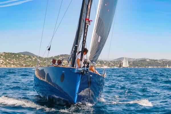 37ft Black Pepper Yacht For Sale 37ft Black Pepper Yacht For Sale