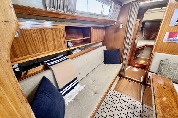 30ft LM Yacht For Sale