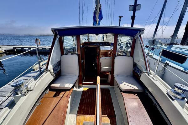 30ft LM Yacht For Sale