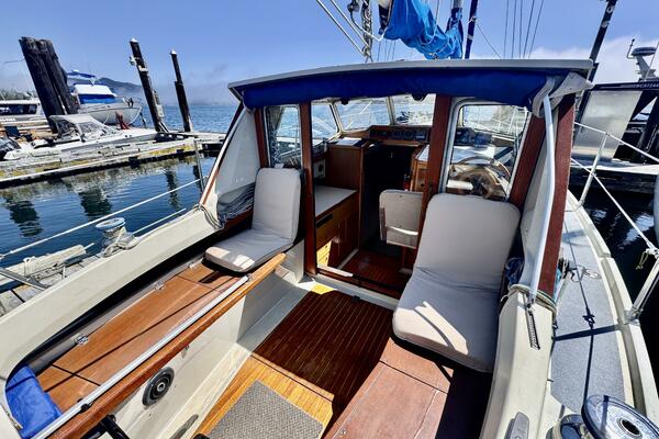 30ft LM Yacht For Sale