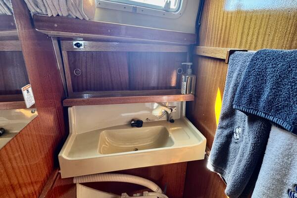 30ft LM Yacht For Sale