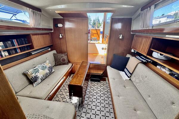 30ft LM Yacht For Sale