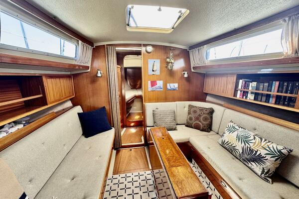 30ft LM Yacht For Sale