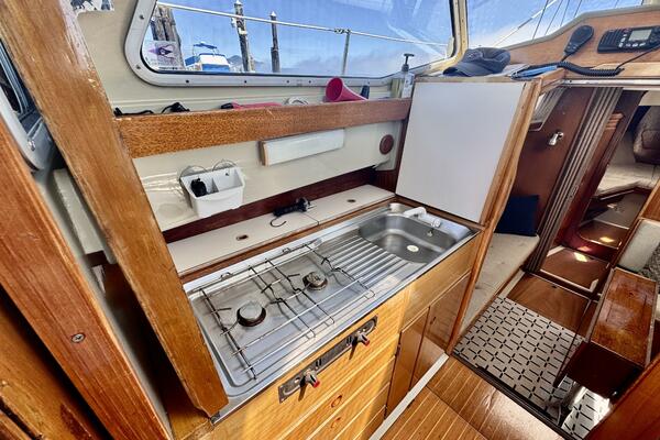 30ft LM Yacht For Sale