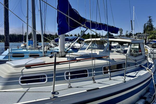 30ft LM Yacht For Sale