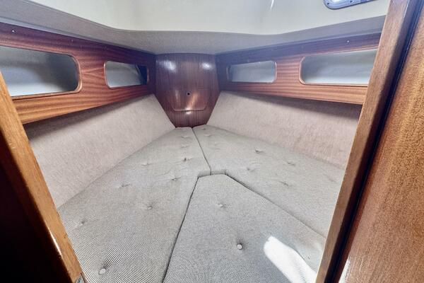 30ft LM Yacht For Sale