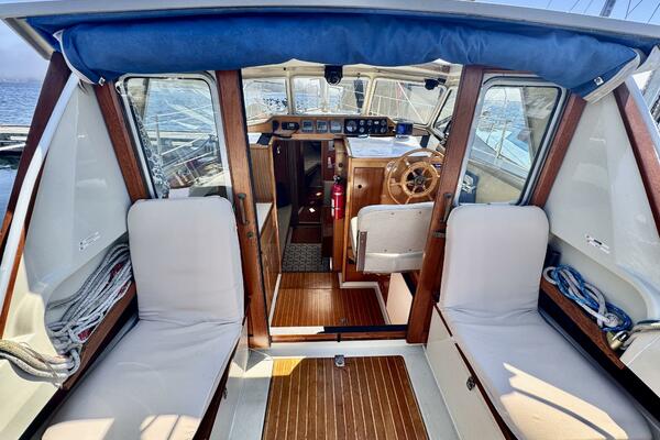 30ft LM Yacht For Sale