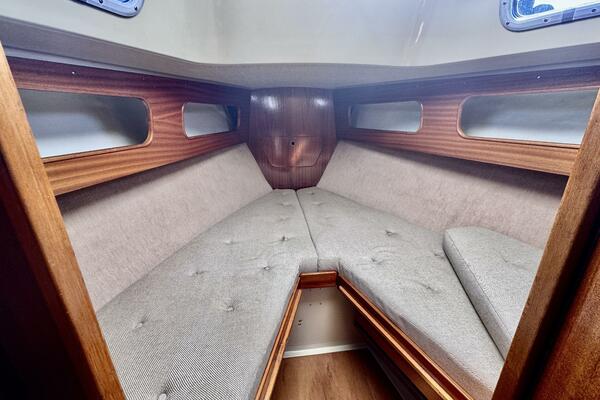 30ft LM Yacht For Sale