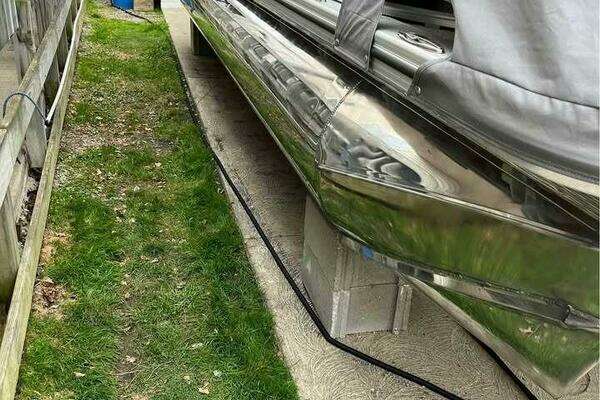 Photo of the 2023 Avalon 2385 LSZ