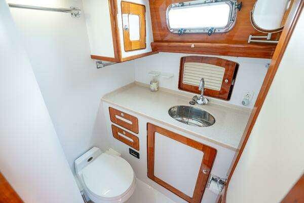 Little Harbor WhisperJet 44 Yacht For Sale