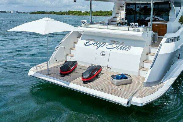 Azimut Flybridge Yacht For Sale