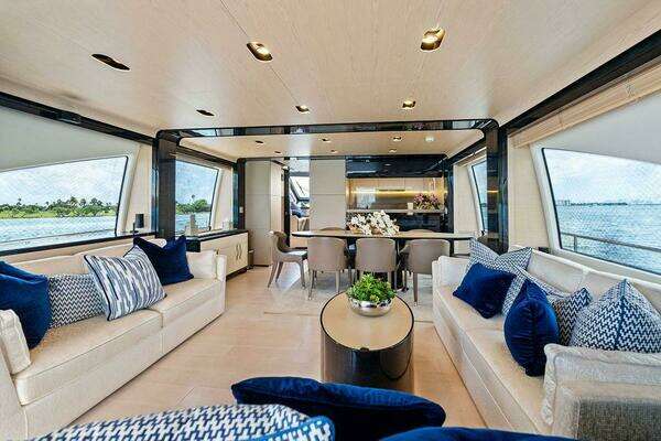 Azimut Flybridge Yacht For Sale
