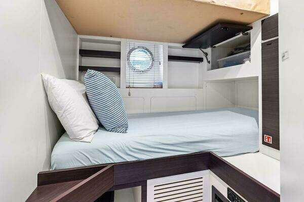 Azimut Flybridge Yacht For Sale