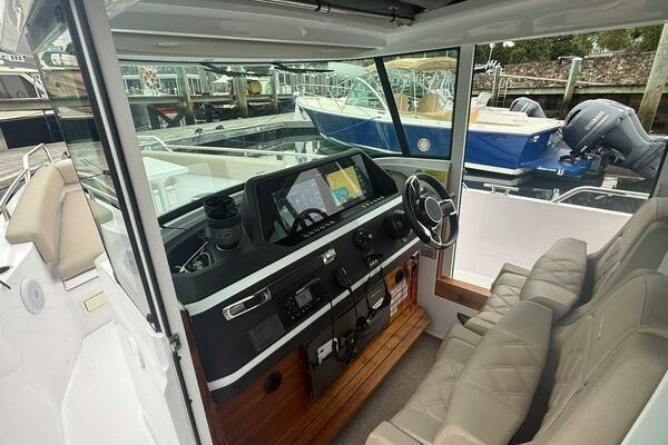 For Boston 28ft Axopar Yacht For Sale