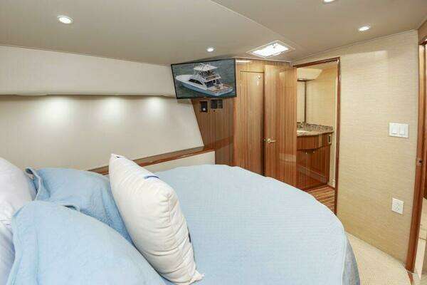 Viking Convertible Yacht For Sale