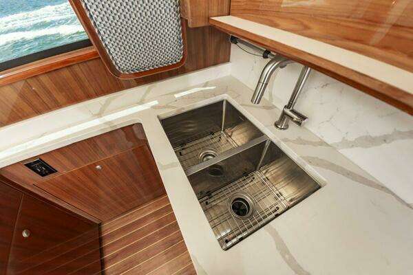 Viking Convertible Yacht For Sale