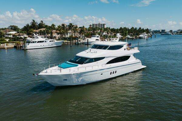 2014 Hatteras 80