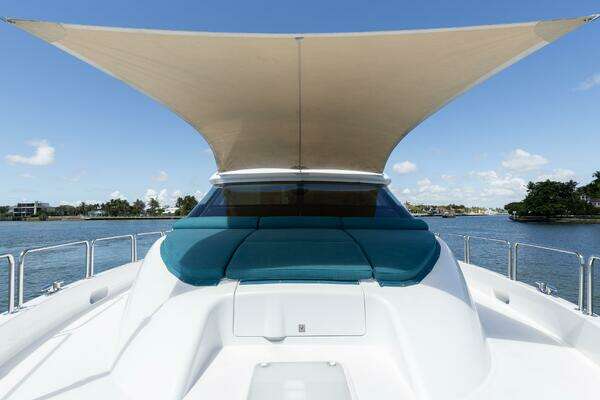 Hatteras 80 Yacht For Sale