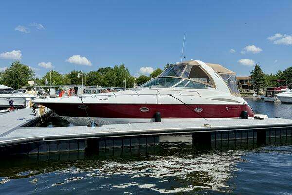 37-ft-Cruisers Yachts-2005-370 Express-Midland Ontario Canada yacht for sale