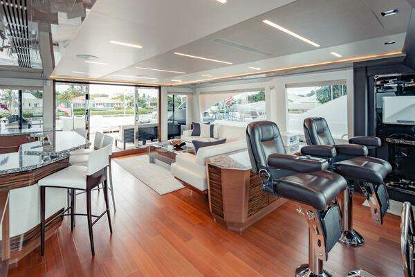 Ocean Alexander 28R Yacht For Sale