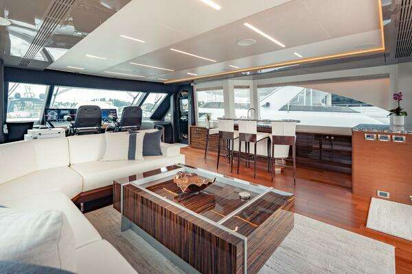 Ocean Alexander 28R Yacht For Sale