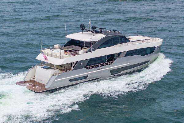 Ocean Alexander 28R Yacht For Sale
