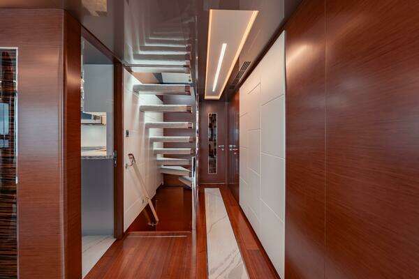 Ocean Alexander 28R Yacht For Sale