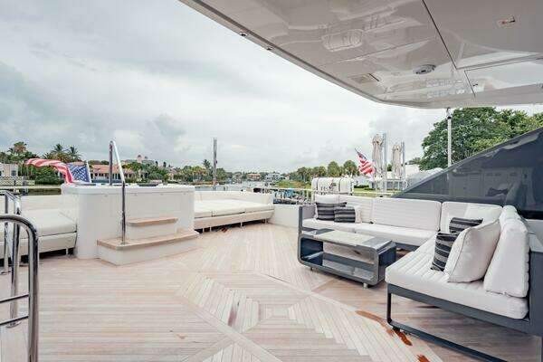 Ocean Alexander 28R Yacht For Sale