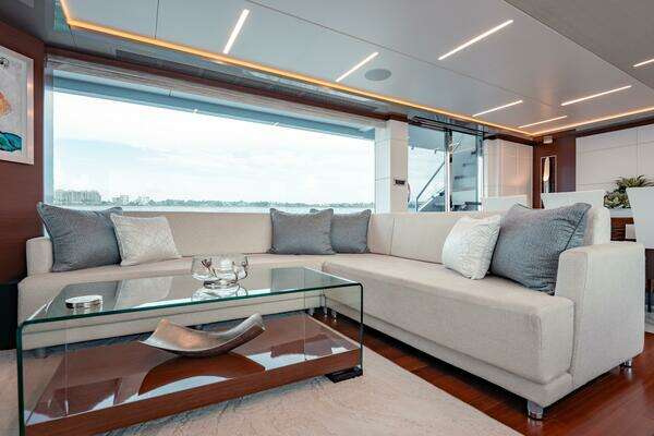 Ocean Alexander 28R Yacht For Sale
