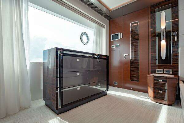 Ocean Alexander 28R Yacht For Sale