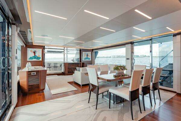 Ocean Alexander 28R Yacht For Sale