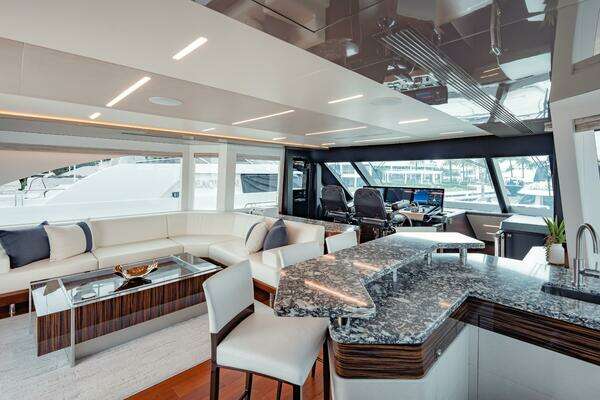 Ocean Alexander 28R Yacht For Sale
