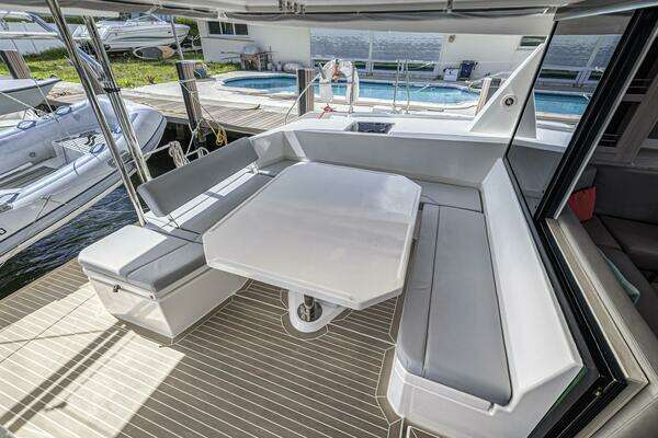 Leopard 45 Owners Version Yacht For Sale