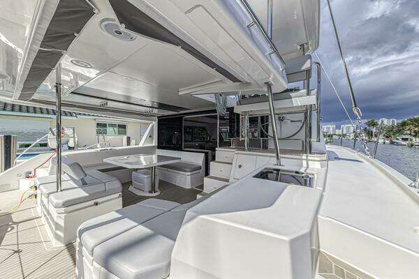 Leopard 45 Owners Version Yacht For Sale