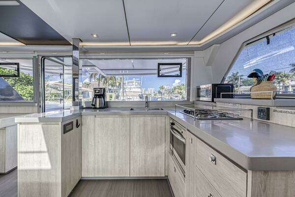 Leopard 45 Owners Version Yacht For Sale