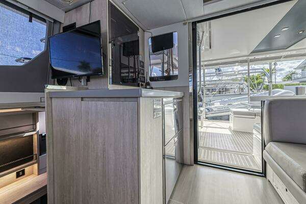 Leopard 45 Owners Version Yacht For Sale