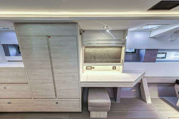 Leopard 45 Owners Version Yacht For Sale