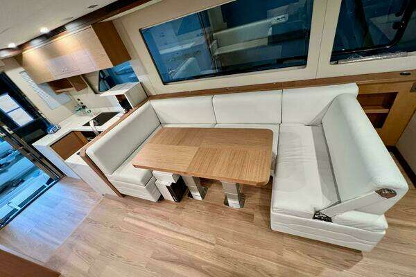 Altima Express Coupe Yacht For Sale