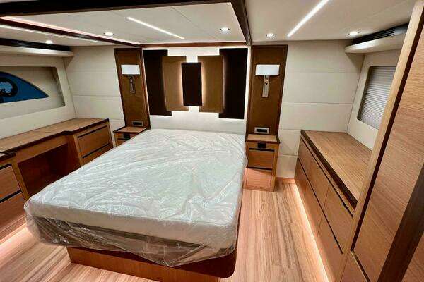 Altima Express Coupe Yacht For Sale