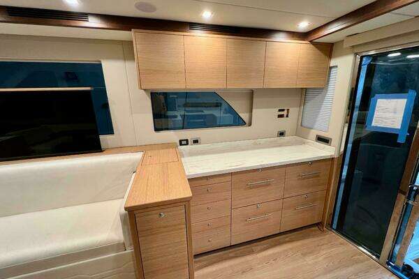 Altima Express Coupe Yacht For Sale