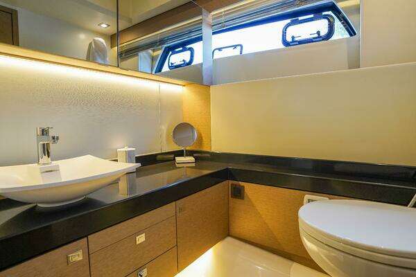 Prestige 500 Flybridge Yacht For Sale