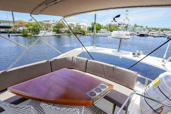 Prestige 500 Flybridge Yacht For Sale