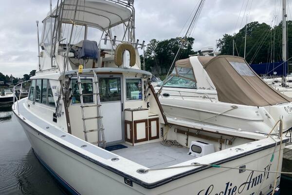 Leslie Ann 35ft Henriques Yacht For Sale