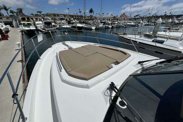 Jeanneau  Yacht For Sale