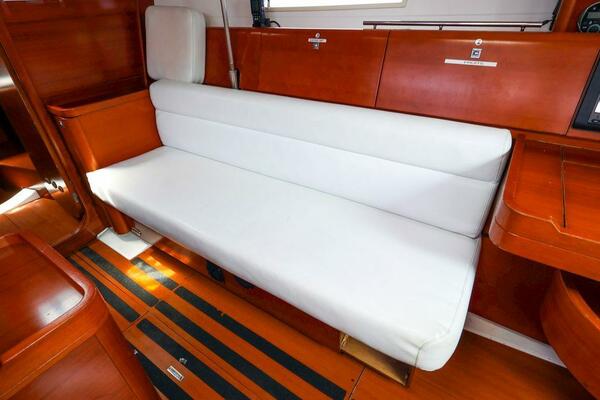 40ft Dufour Yacht For Sale