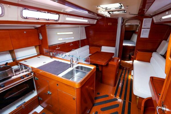 40ft Dufour Yacht For Sale