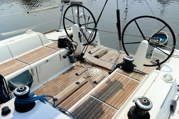 40ft Dufour Yacht For Sale