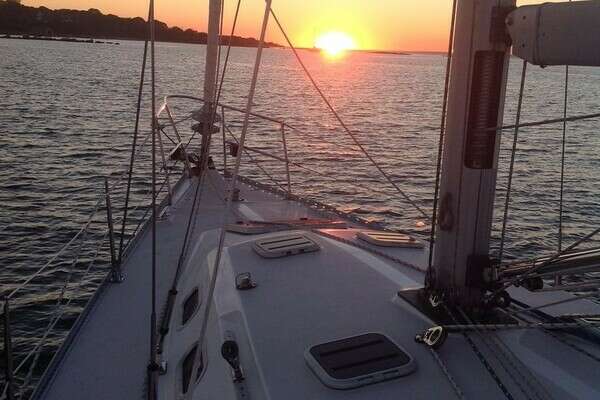 41-ft-Catalina-2001-400 MKII-SailinNBy-Milwaukee Wisconsin United States yacht for sale