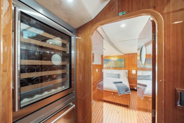 75ft Privilege Yacht For Sale 75ft Privilege Yacht For Sale