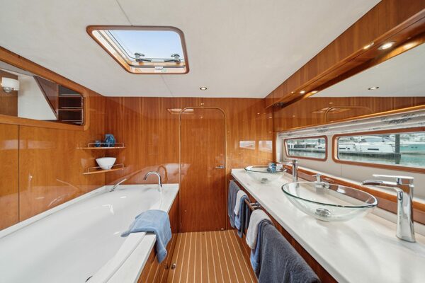 75ft Privilege Yacht For Sale 75ft Privilege Yacht For Sale